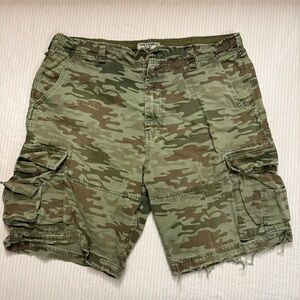 Camo cargo shorts